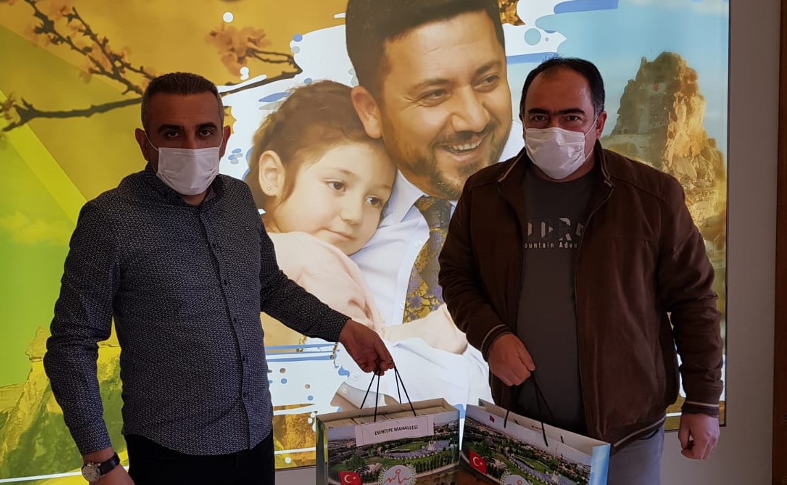 Nevşehir Belediyesi’nden Muhtarlara 12 bin adet Maske
