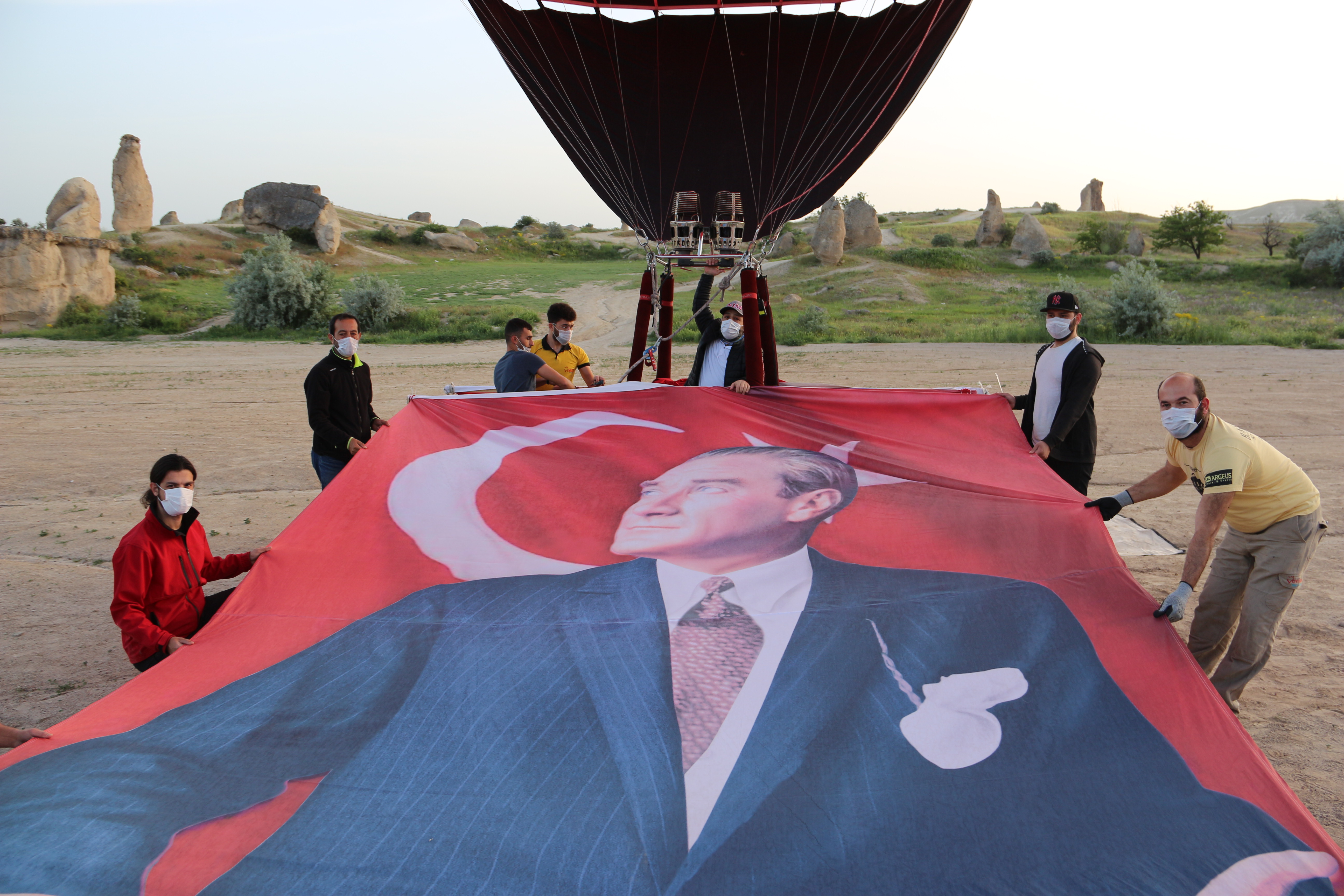 Türkiye’nin ilk yerli balonu 19 Mayıs Gençlik ve Spor Bayramı’nı gökyüzünde kutladı