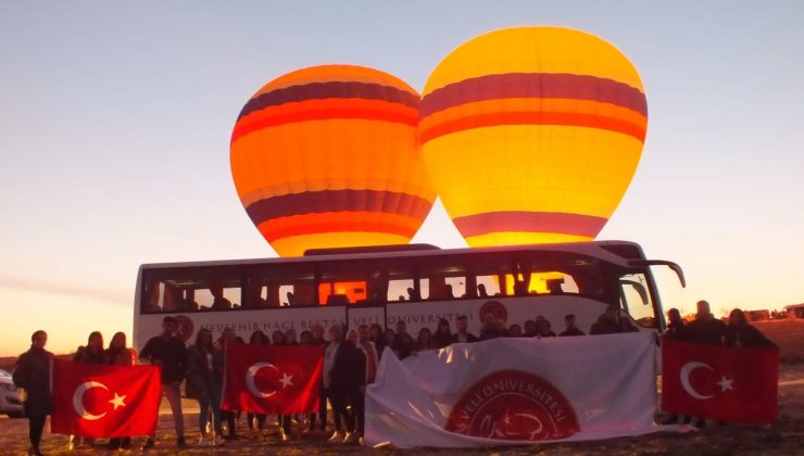NEVÜ Kozaklı MYO’dan Balon Seyirli ‘Dünya Turizm Haftası’ etkinliği