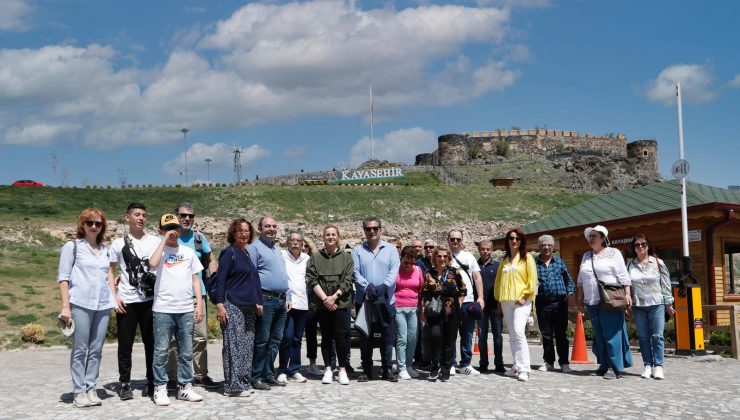 Yunan turistlerin Kayaşehir ilgisi sürüyor