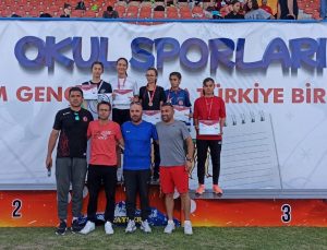 Altınyıldızlı öğrenci Türkiye Şampiyonu oldu