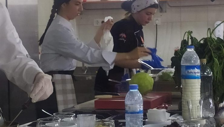 NEVÜ Gastronomi Öğrencileri “Anadolu’nun Mirası Soframda” Yemek Yarışmasında İkincilik Elde Etti