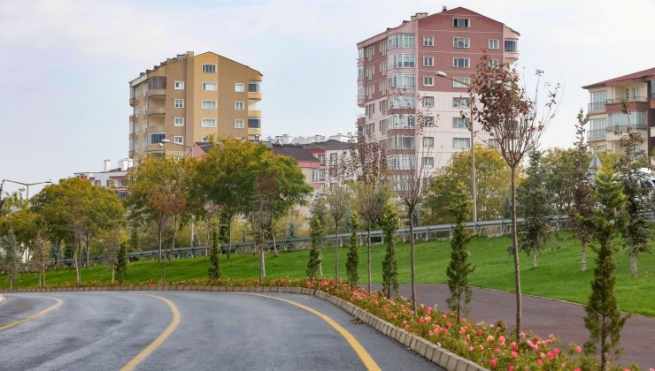 Cevher Dudayev mahallesine modern yürüyüş yolu