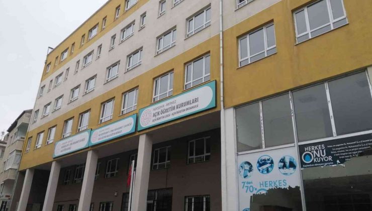 Nevşehir Halk Eğitim Merkezi yeni hizmet binasına taşındı