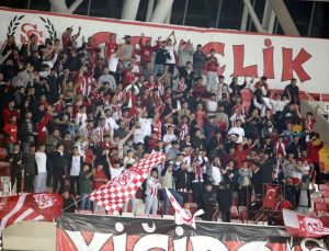 Sivasspor ile Ümraniyespor maçının biletleri satışta