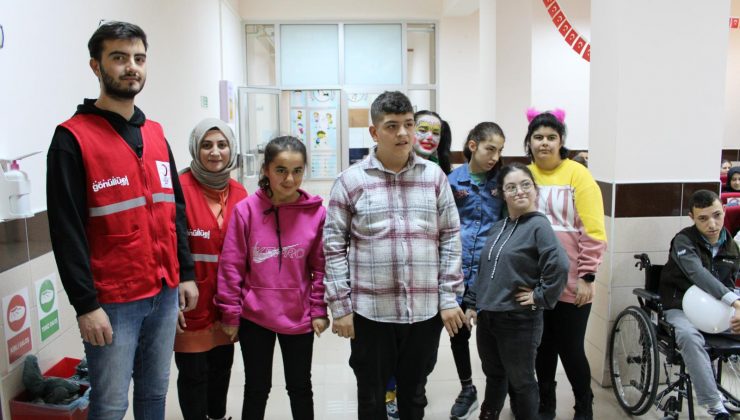 Kızılay Nevşehir Şubesi 3 Aralık Dünya Engelliler Günü’nde Engellilerin Yanında !