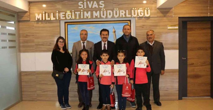 Minikler hayallerini kitaplaştırdı