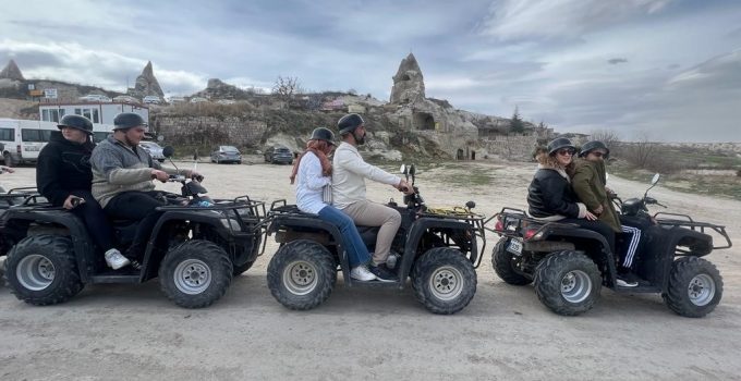 Depremzede gençler ATV turları ile Kapadokya’yı keşfetti