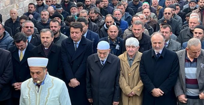 Karamollaoğlu, Nevşehir İl Başkanı Simit’in cenaze törenine katıldı