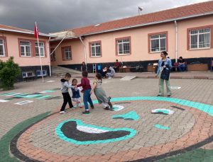 Til köyünde çocuk oyunları şenliği düzenlendi