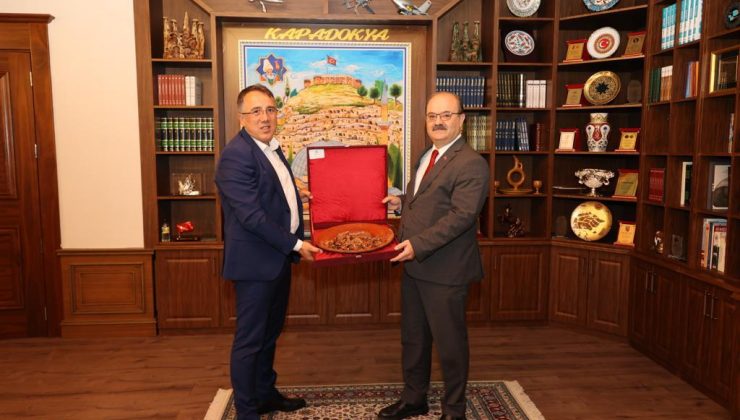 Bakan Yardımcısı Çam’dan Belediye Başkanı Savran’a ziyaret