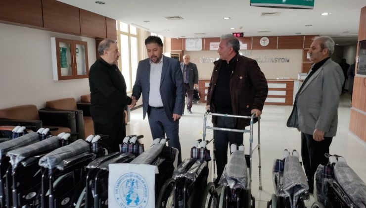 Erzurumlular Derneğinden Kozaklı FTR Hastanesine 10 Adet Tekerlekli Sandalye Bağışı Yapıldı