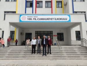 Türk Eğitim Sen, “100. Yıl Cumhuriyet İlkokulu ismi bizleri mutlu etmiştir”