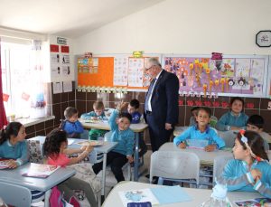 Yusuf YAZICI’dan Gülşehir Yeşilöz İlkokuluna Ziyaret