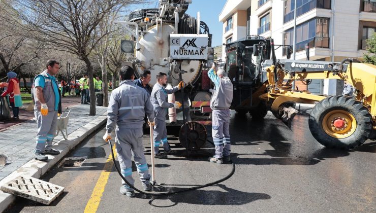 “Temiz Şehir Nevşehir” Kampanyası Esentepe Mahallesi’nde Devam Ediyor