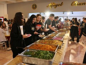 Altınyıldızlı Öğrenciler Türk Mutfağı Ve Açık Büfe Etkinliğinde Biraraya Geldi