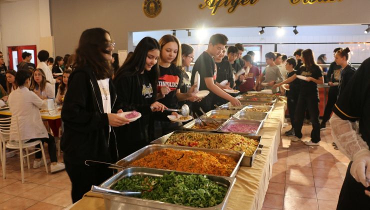 Altınyıldızlı Öğrenciler Türk Mutfağı Ve Açık Büfe Etkinliğinde Biraraya Geldi