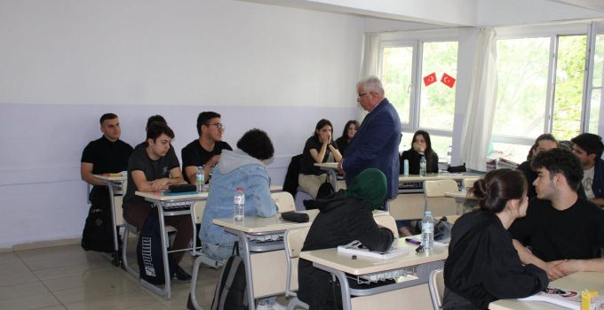 İl Milli Eğitim Müdürü Yusuf YAZICI, Nevşehir Anadolu Lisesini Ziyaret Etti