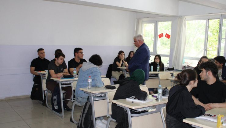 İl Milli Eğitim Müdürü Yusuf YAZICI, Nevşehir Anadolu Lisesini Ziyaret Etti