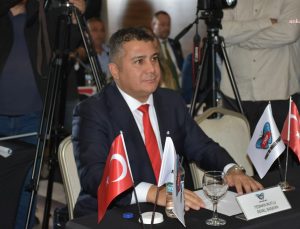 Mutlu’dan Mardin Büyükşehir Belediyesi’nin İstiklal Marşı Kararına Sert Tepki