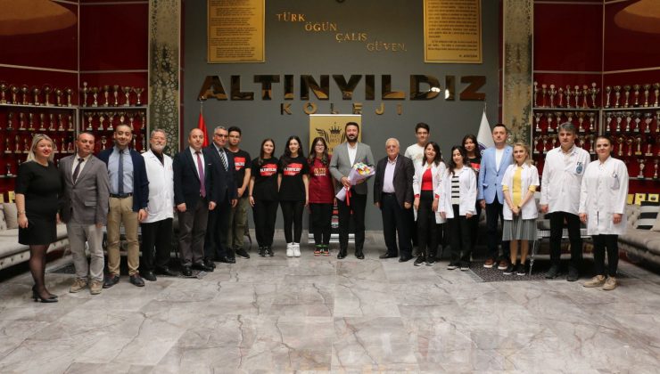 Nevşehir Milletvekili Emre Çalışkan Meslek Kariyer Günlerinde Altınyıldız Koleji Fen ve Anadolu Lisesi Öğrencileriyle Buluştu