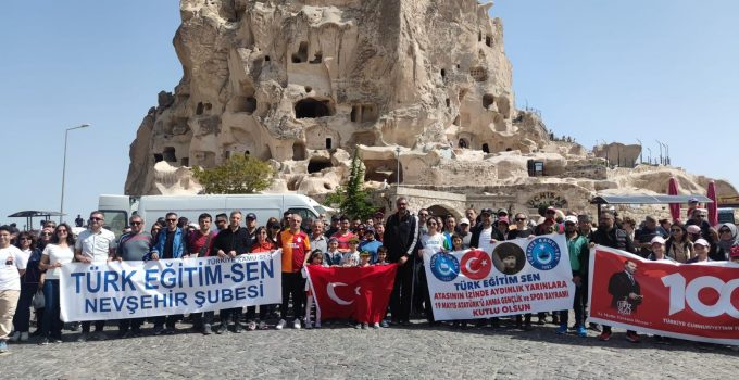 Türk Eğitim Sen “Atasının İzinde Aydınlık Yarınlara Yürüyor” Temalı Vadi Yürüyüşü Gerçekleştirdi