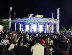 NEVÜ Eğitim Fakültesi Müzik Eğitimi Anabilim Dalı Öğrencilerinden Muhteşem Mezuniyet Konseri
