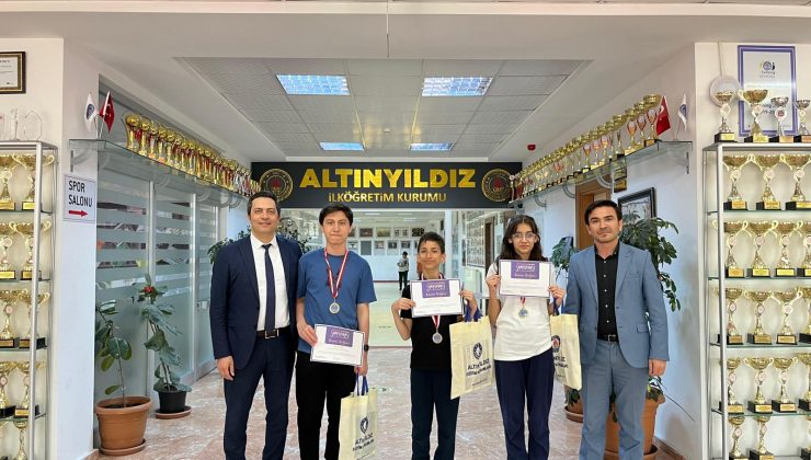 Altınyıldızlılardan Zeka Şampiyonasında Türkiye Derecesi