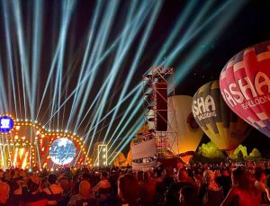 Festival kapsamında Ferhat Göçer sahne aldı