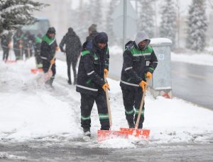 Nevşehir Belediyesi’nin Karla Mücadele Çalışmaları Sürüyor