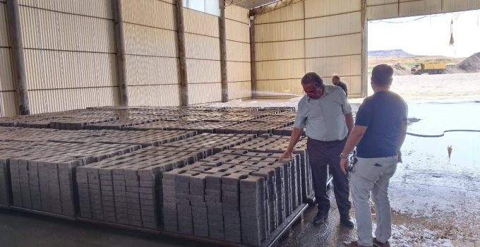 Başkan Sarıtaş Kilit Parke ve Bordür Tesisinde İncelemelerde Bulundu