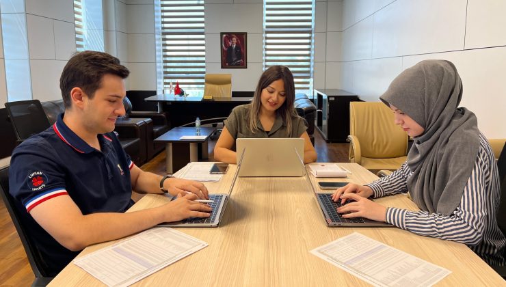 “Tanıtım ve Tercih Günleri” Yüz Yüze ve Online Olarak Devam Ediyor