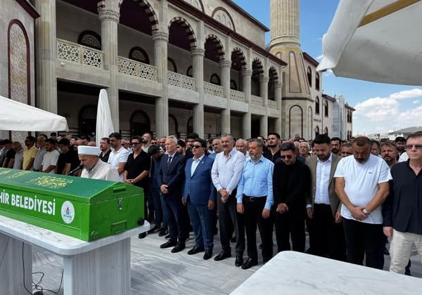 Başkan Doğu’nun Ağabeyi Mustafa Doğu, Son Yolculuğuna Uğurlandı