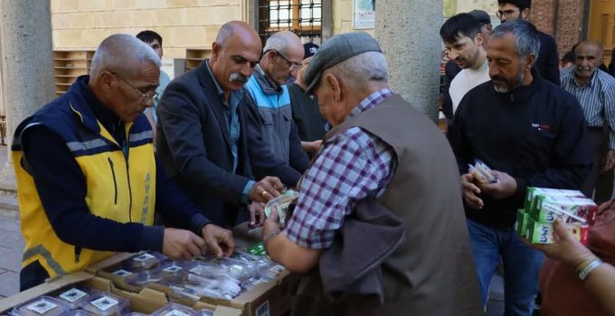 Belediye Başkanı Sarıtaş’tan Ahilik Haftasında Helva İkramı