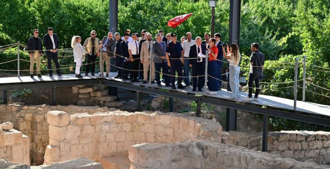 Vali Fidan, Tarihi alanlarda İncelemelerde Bulundu