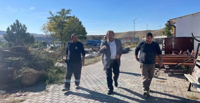 Başkan Sarıtaş, İlçe Genelindeki Çalışmaları Yerinde İnceledi