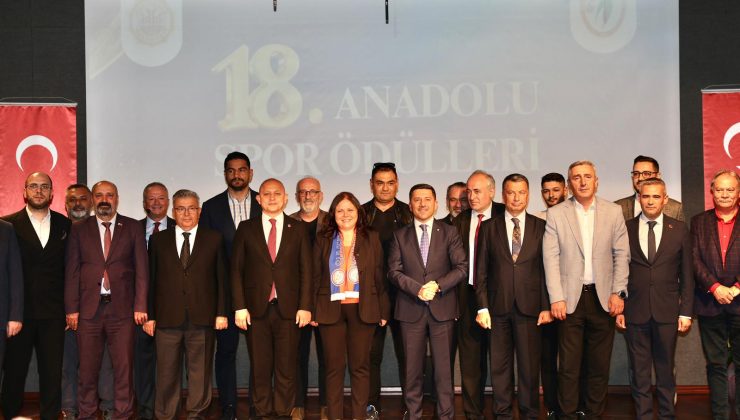 Rasim Arı, YILIN EN İYİ BELEDİYE BAŞKANI Seçildi