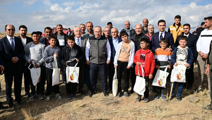 Kozaklı’da Fidanlar Toprakla Buluştu