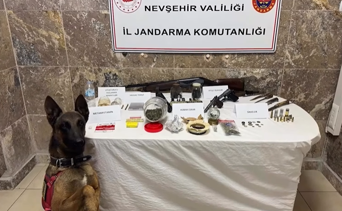 Jandarmadan Ürgüp’te Eş Zamanlı Narkotik Operasyonu
