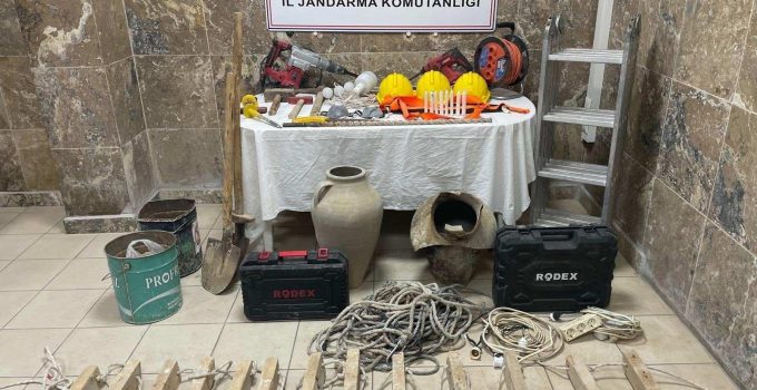 Ürgüp’te İzinsiz Kazıya Suçüstü