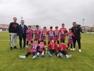 Futbolda Şampiyon Yine Altınyıldız