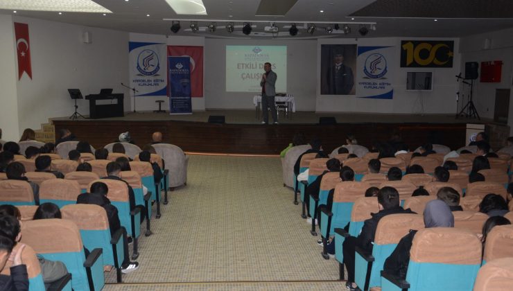 Kardelen’de “Etkili Ders Çalışma, Sınav Kaygısı ve Motivasyon Semineri” Düzenlendi