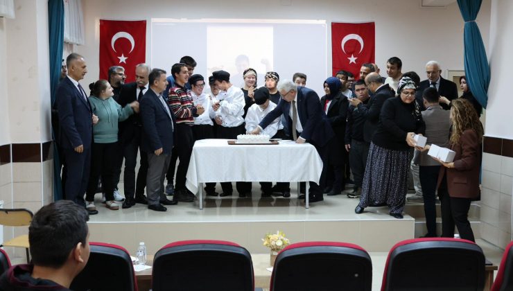 Kapadokya Özel Eğitim Uygulama Okulu (III. Kademe)’nda 3 Aralık Dünya Engelliler Günü Programı Düzenlendi