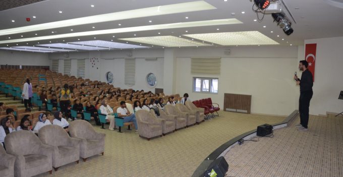 Kardelenli Öğrencilere Ağız ve Diş Sağlığı Anlatıldı