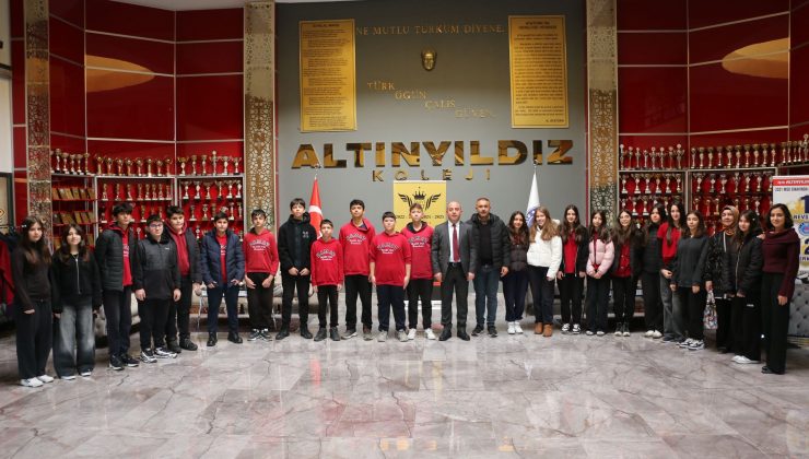 Altınyıldız Koleji 8. Sınıflar Liseye Kabul Ve Bursluluk Sınavına Yoğun İlgi
