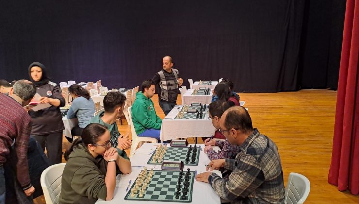 NEVÜ’de Düzenlenen 4. Geleneksel Satranç Turnuvası Büyük İlgi Gördü