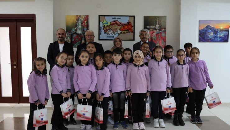 Dilimizin Zenginliği Minik Kalemlerle Hayat Buldu