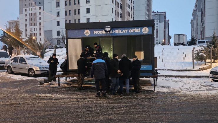 Nevşehir Belediyesi’nden Poğaça ve Süt İkramı