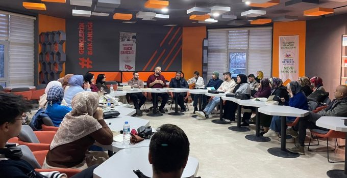 NEVÜ’de “Çağdaş İngiliz Yahudi Küresel Medeniyeti” Eseri Müzakere Edildi