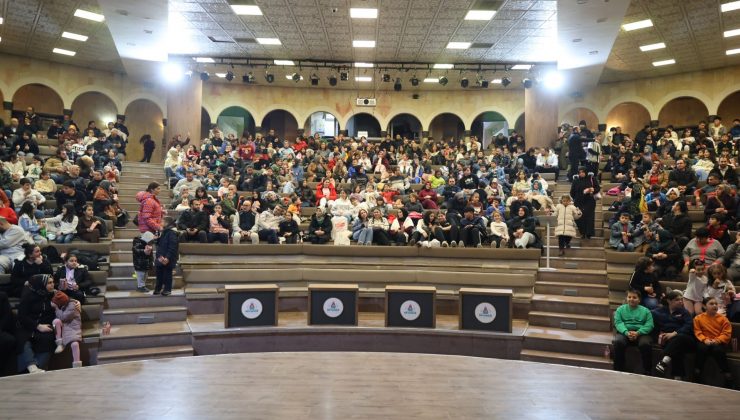 Nevşehir Belediyesi Sinema Etkinliği Düzenledi